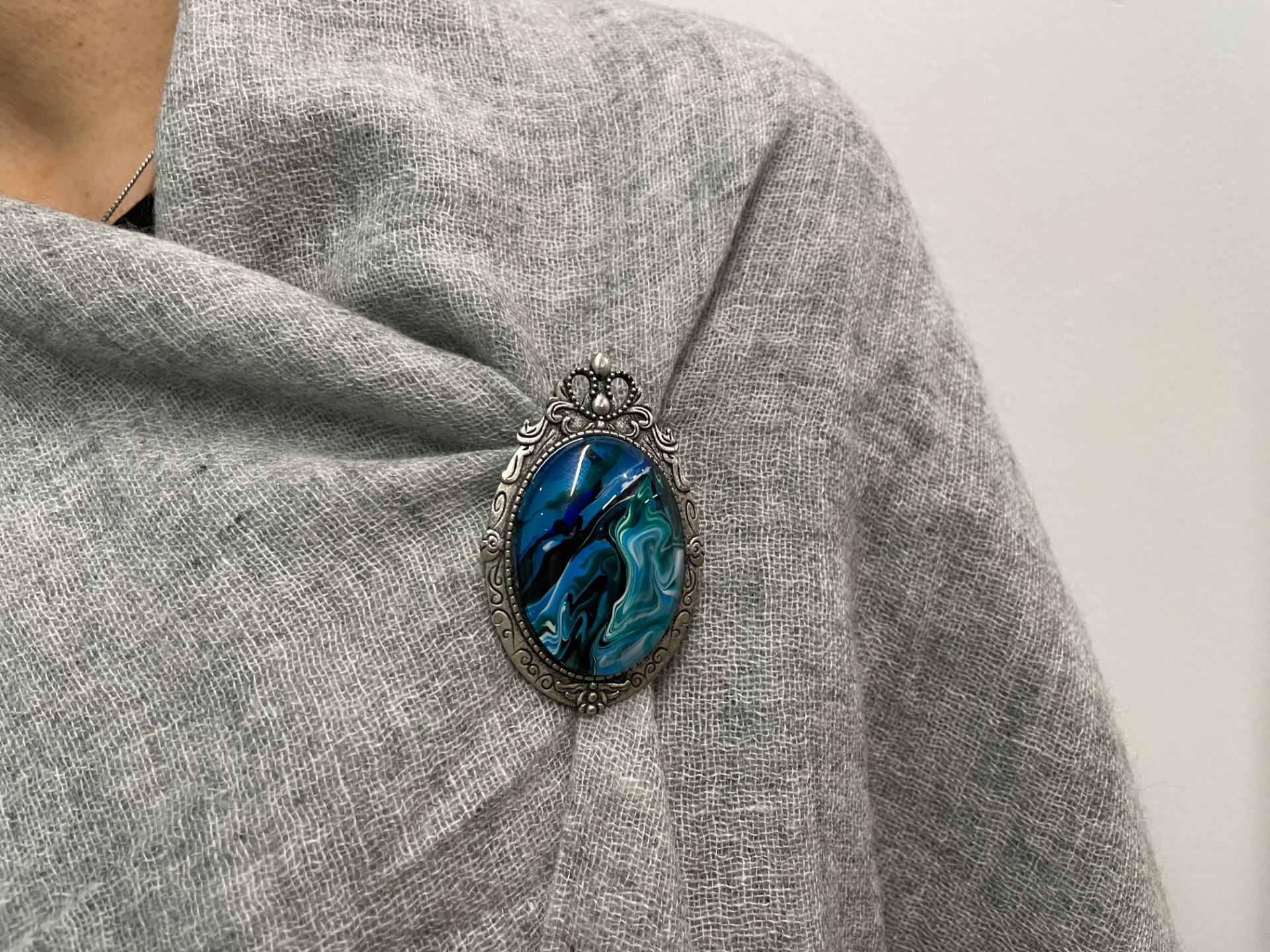 floral series brooch